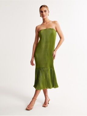 plus size drop waist 1920s dress PatBo Lyra Mesh Maxi Dress main image 0